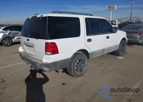 2005 Ford Expedition Xls from USA, damaged, VIN 1FMPU13535LA43944